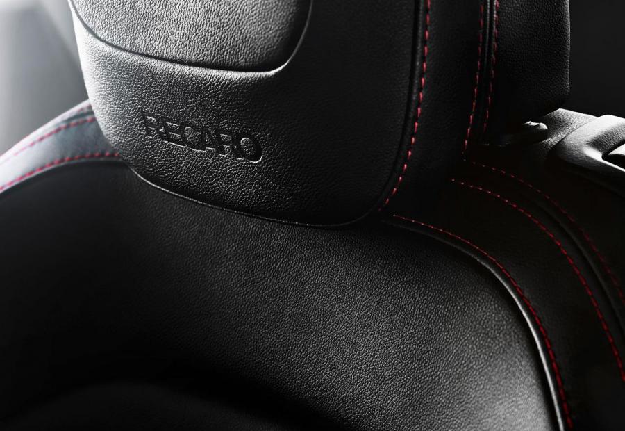  Kia pro_cee&rsquo;d 2013 года  (фото 45 из 51)